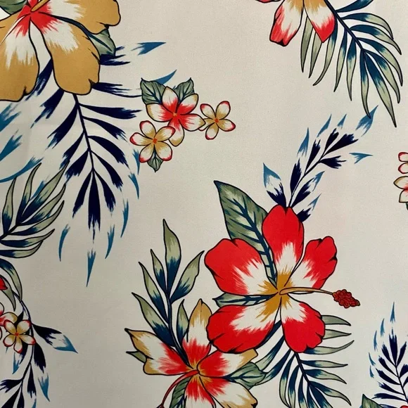 Hawaiian Shirt - Picture 8 of 11